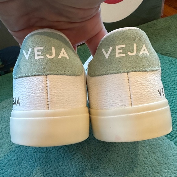 Veja White and Green Women's Sneakers - Picture 9 of 16
